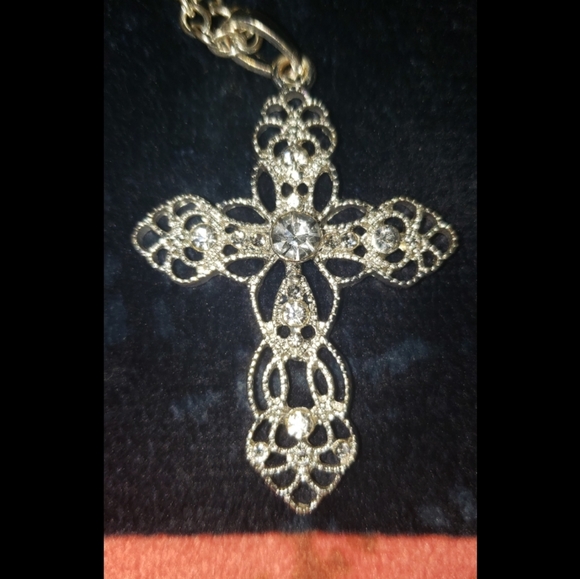 Cross Necklace - Picture 3 of 3